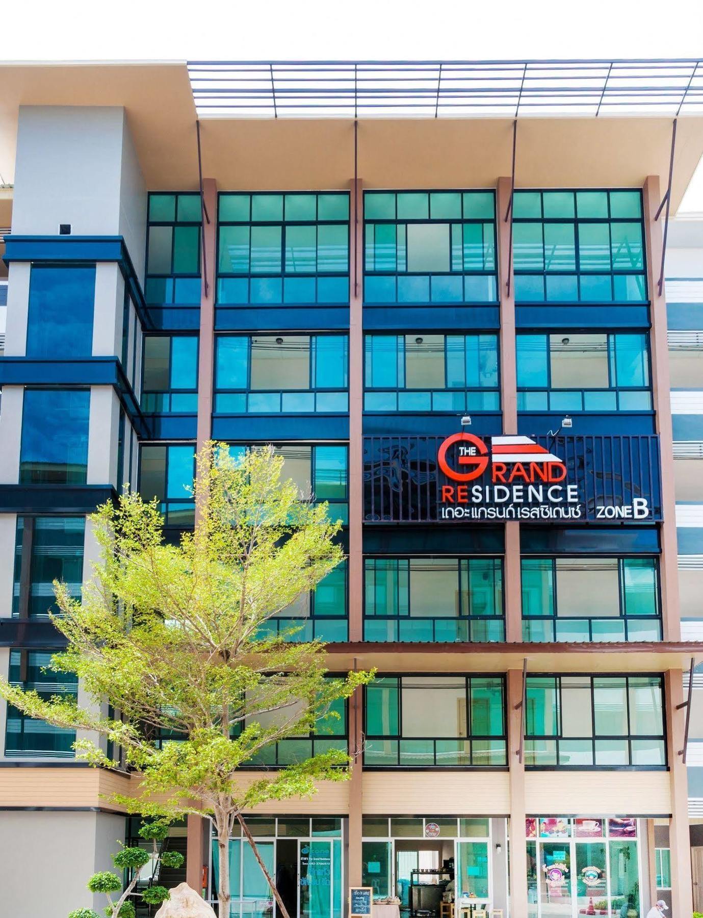 The Grand Residence Nakhon Ratchasima Bagian luar foto